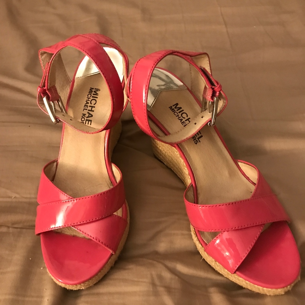 MICHAEL KORS "KAMI" Criss Cross Sandals, Pink, 6.5